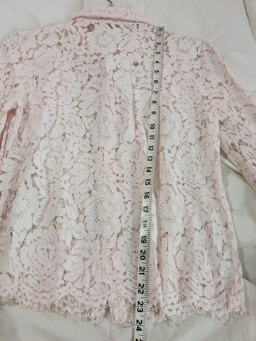 Elie Tahari Pink Lace Blouse Size Small Elegant - Picture 9 of 10
